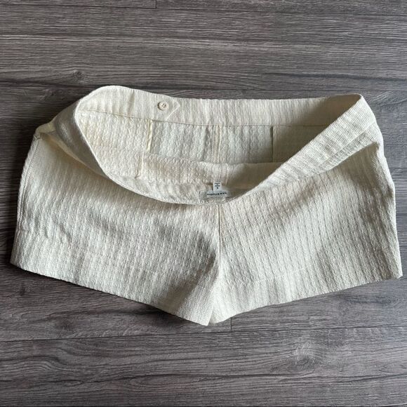 MAX STUDIO Vintage Light Yellow Textured Tailored Dress Shorts - Picture 10 of 12